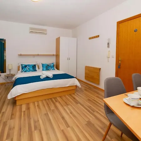 Matea 3* Makarska