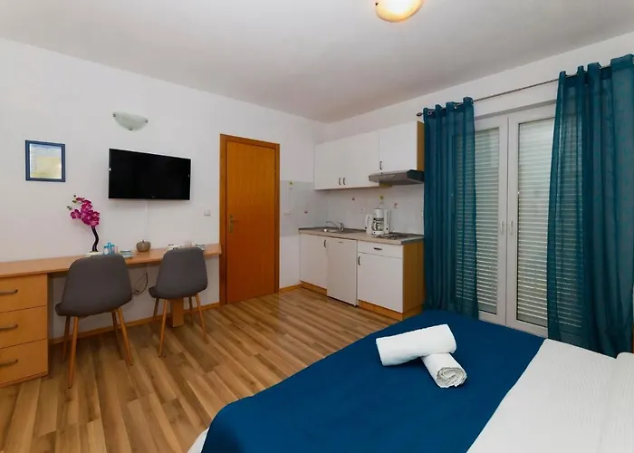 Matea 3* Makarska