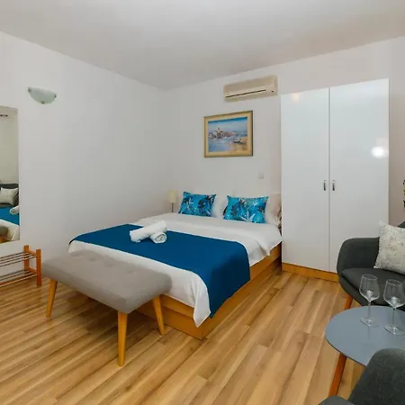 Matea 3*