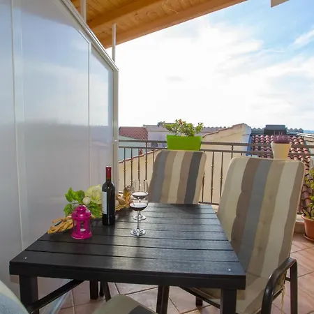 Guest house Matea 3*