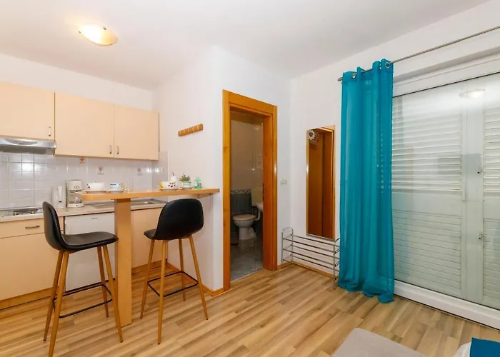 בית הארחה Matea 3*